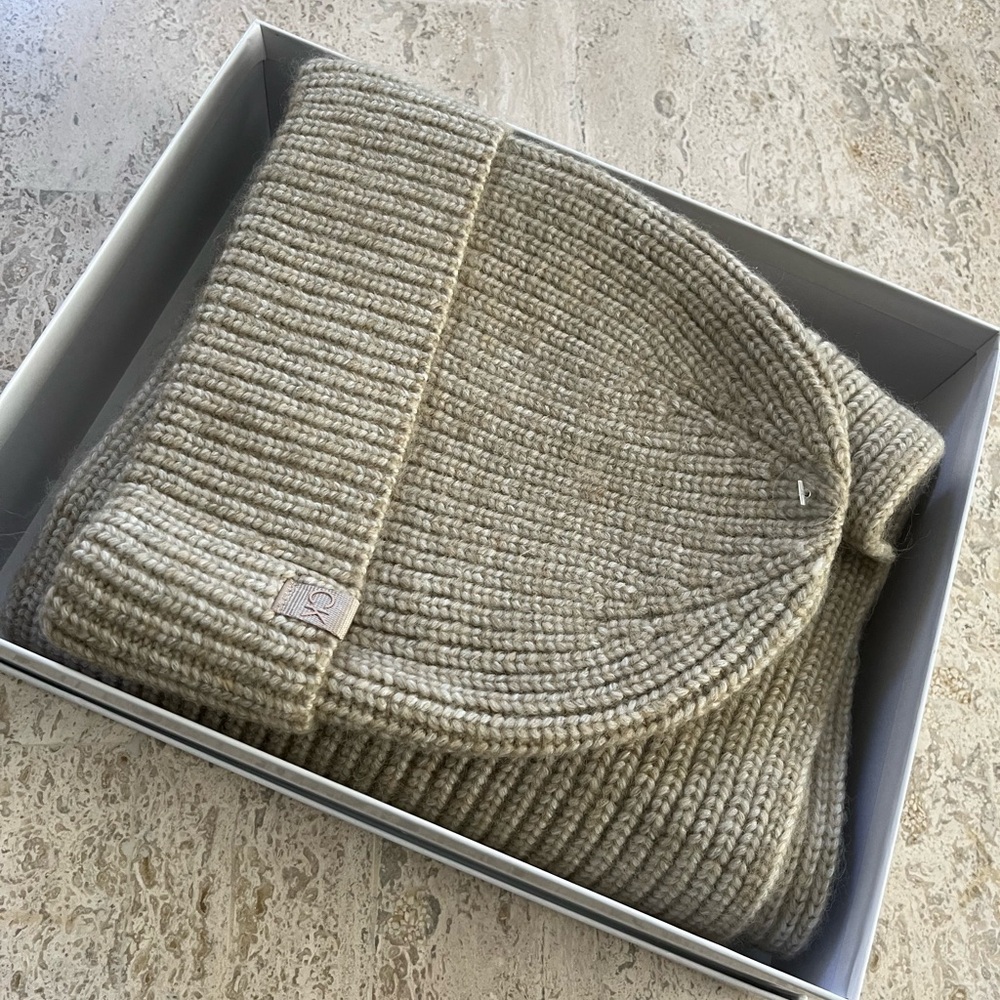 Calvin Klein 2 piece Infinity Scarf, and hat